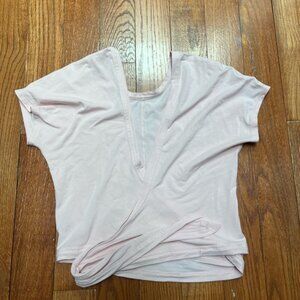 Lululemon It’s A Tie Tee Pink Mist Size 4
